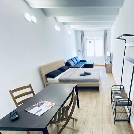 Apl Sants Lofts Bcn Fira Camp Nou Apartment บาร์เซโลนา ภายนอก รูปภาพ